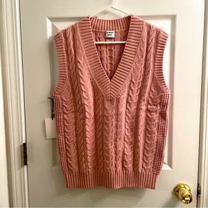 Aritzia Sunday Best Sweater Vest